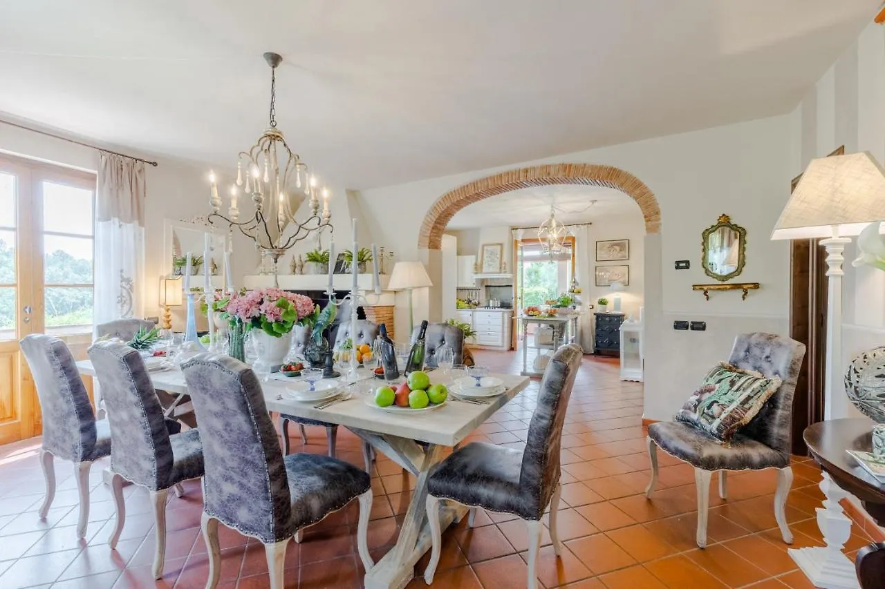 Villa Arsina, Modern Italian Tradition. Private Pool Lucca