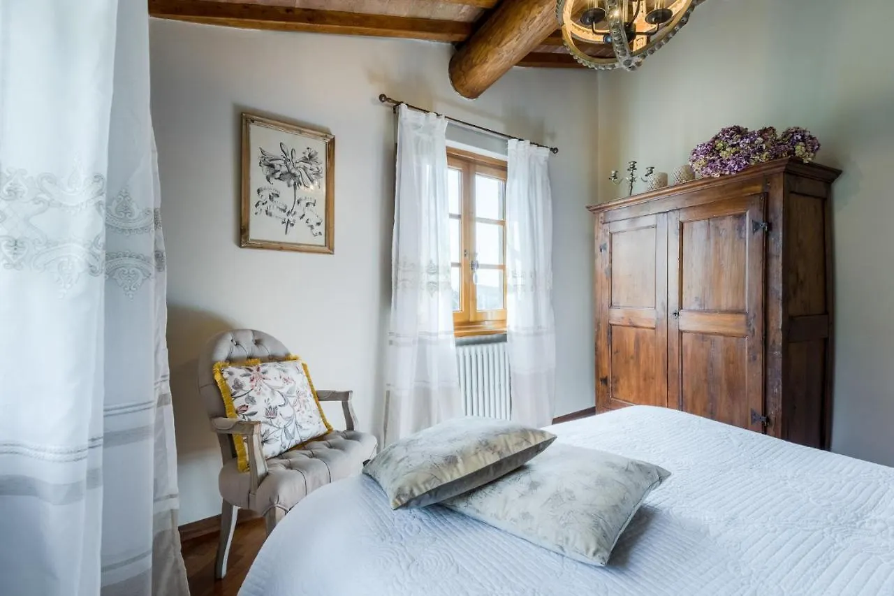 Villa Arsina, Modern Italian Tradition. Private Pool Lucca