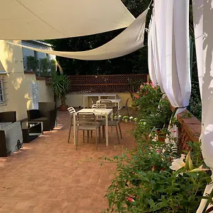 La Terrazza Di Via Elisa Bed & Breakfast