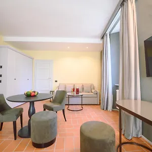 Palazzo Froussard And Living Bed and breakfast