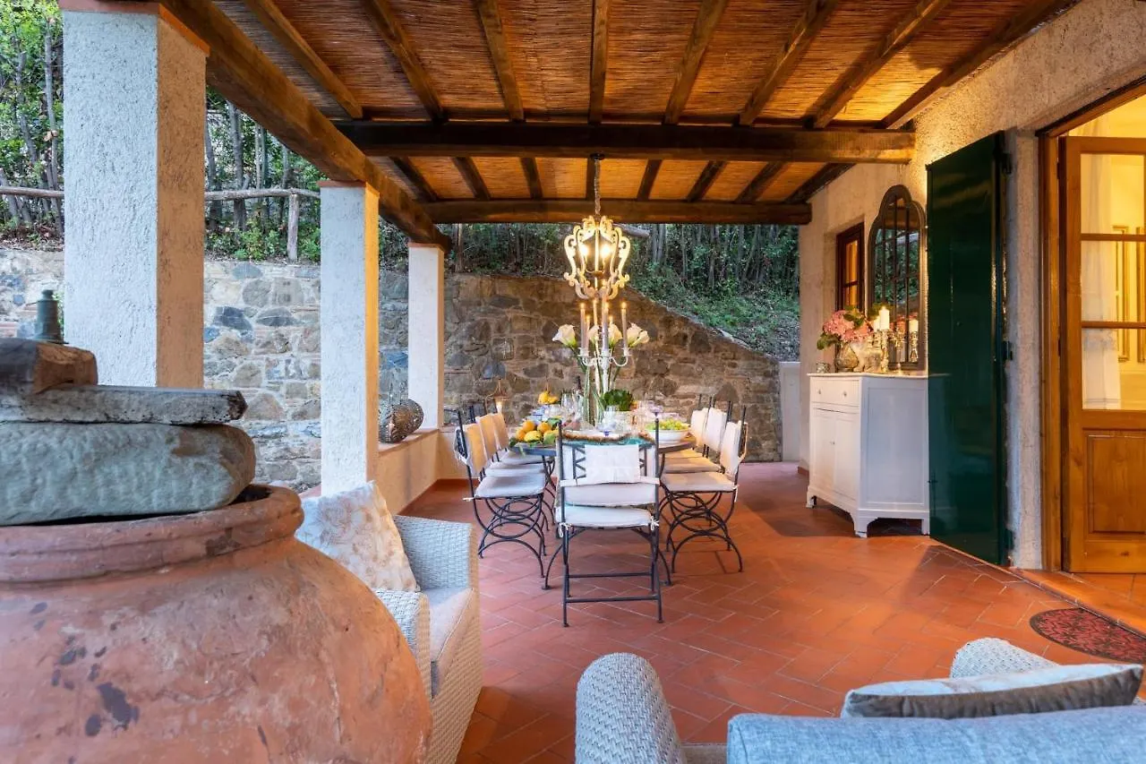 Villa Arsina, Modern Italian Tradition. Private Pool Lucca